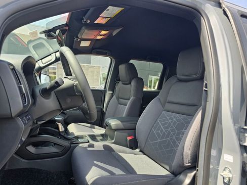 New 2026 Nissan Frontier SV AWD/4WD image 17