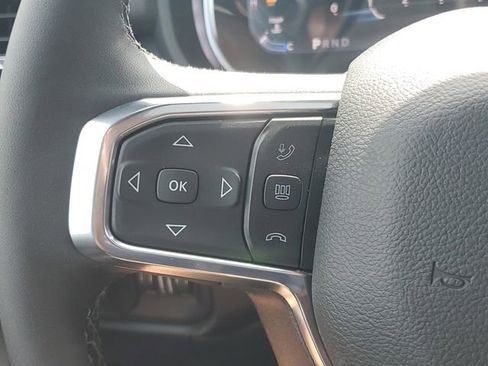 New 2026 RAM 2500 Laramie AWD/4WD image 21