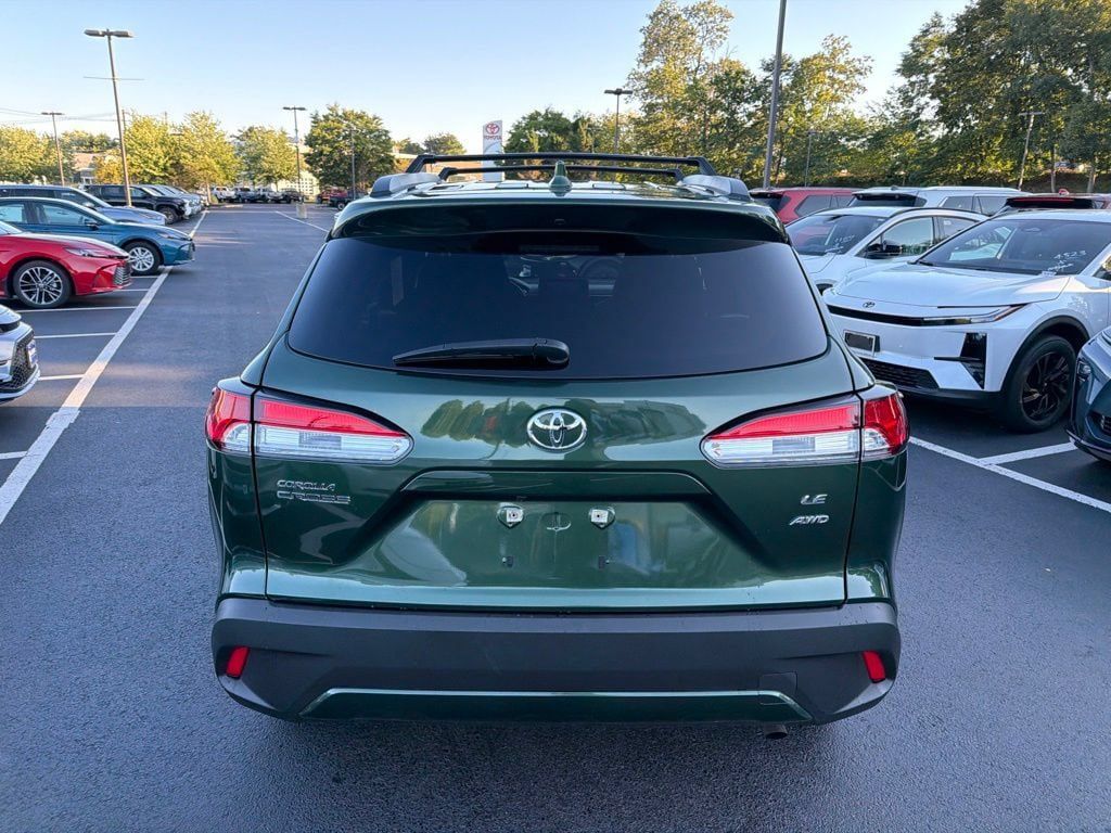 Certified 2023 Toyota Corolla Cross LE w/ Moonroof Package AWD/4WD image 6