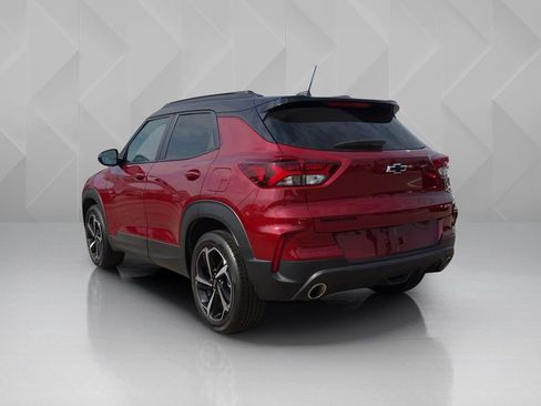Used 2023 Chevrolet TrailBlazer RS FWD image 3