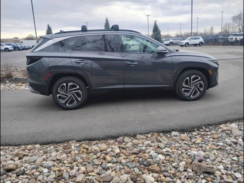 New 2026 Hyundai Tucson Limited w/ Tow & Go Package AWD/4WD image 6