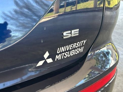 Used 2024 Mitsubishi Outlander SE Black Edition FWD image 21