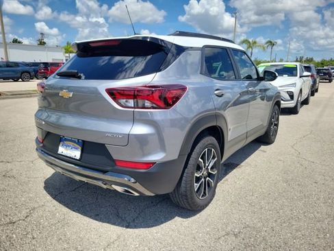 Certified 2023 Chevrolet TrailBlazer ACTIV w/ Sun and Liftgate Package FWD image 4