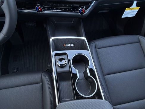 New 2026 Chevrolet Equinox LT w/ Convenience Package II image 15