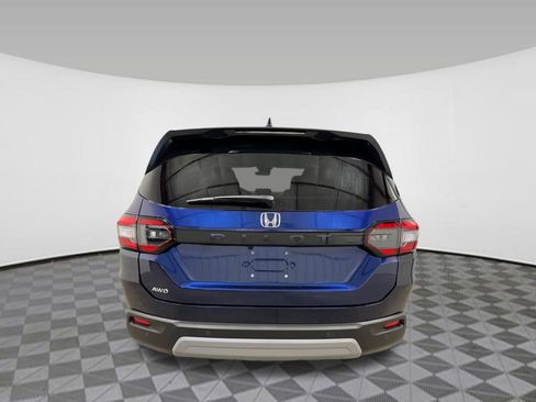 New 2025 Honda Pilot EX-L image 4