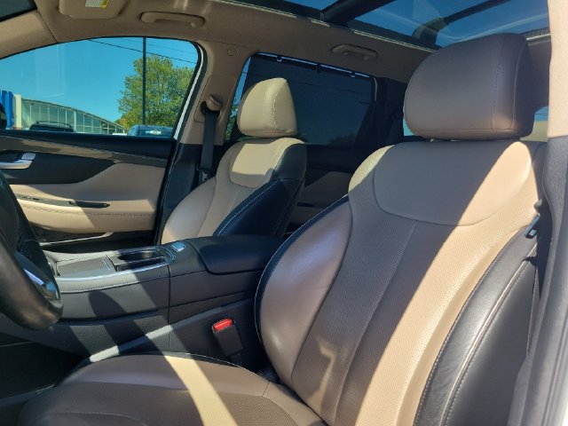 Used 2022 Hyundai Santa Fe Limited FWD image 12