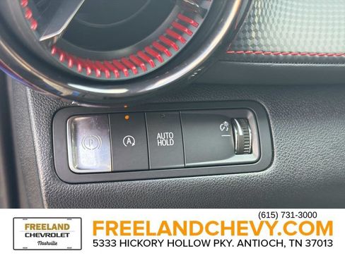 Used 2025 Chevrolet Equinox RS w/ Convenience Package III FWD image 26
