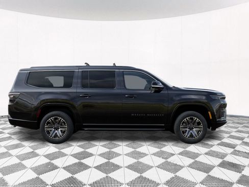 New 2026 Jeep Grand Wagoneer L 4WD w/ Premium Group I image 29