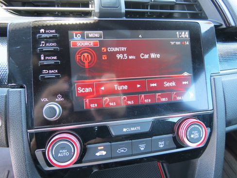 Used 2020 Honda Civic Sport image 22