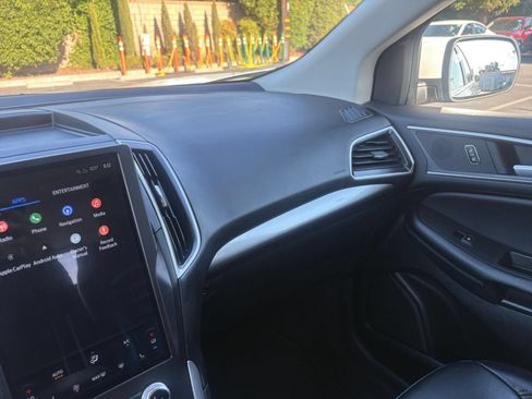 Used 2024 Ford Edge SEL AWD/4WD image 36
