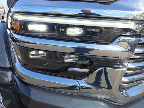 New 2026 RAM 5500 Laramie w/ Laramie Trim Package image 27