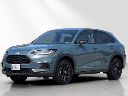 Used 2025 Honda HR-V Sport image 8