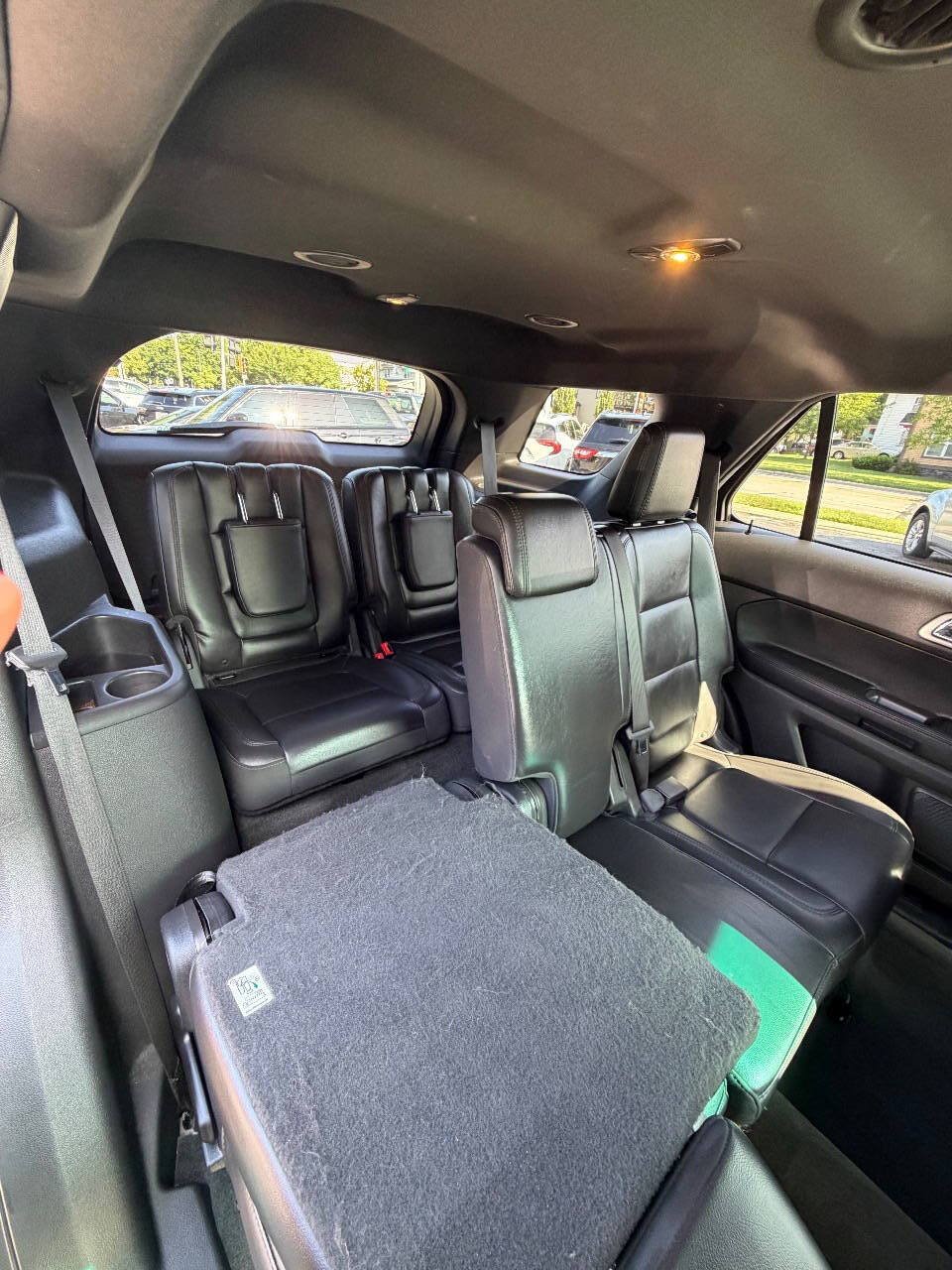 Used 2014 Ford Explorer XLT w/ Equipment Group 202A FWD image 37