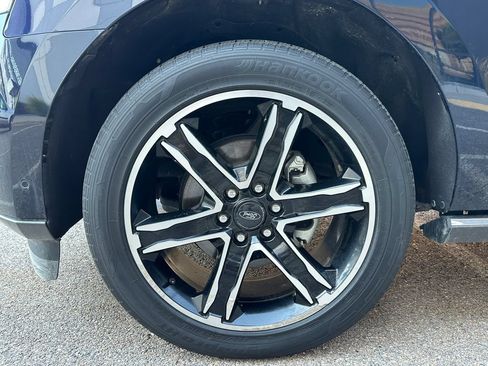 Used 2021 Ford Expedition Limited AWD/4WD image 26