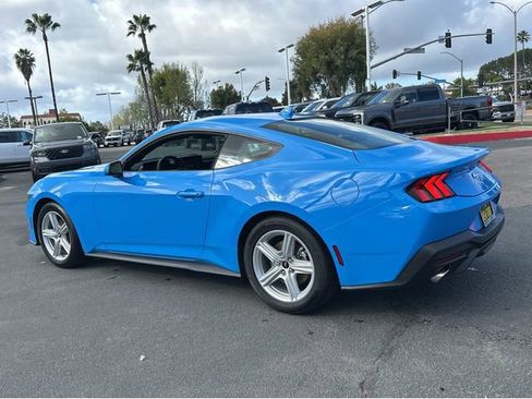 New 2026 Ford Mustang Coupe image 4