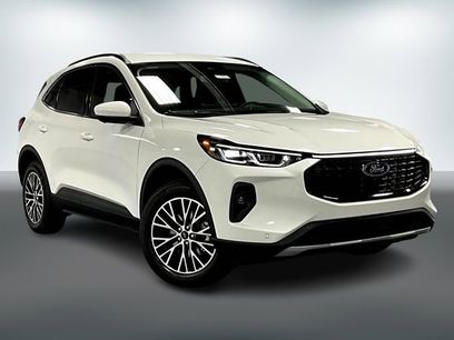 New 2026 Ford Escape SE w/ PHEV Premium Package