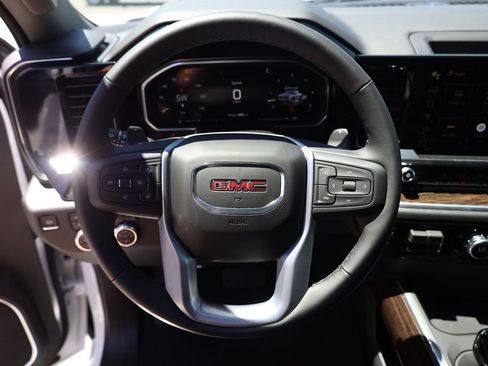 New 2026 GMC Sierra 1500 Elevation w/ Elevation Premium Package AWD/4WD image 13
