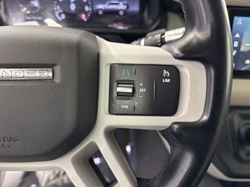 Used 2021 Land Rover Defender 110 SE image 13