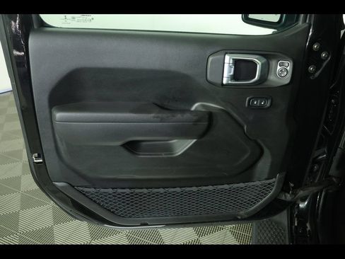 Used 2022 Jeep Wrangler Unlimited Sport AWD/4WD image 20
