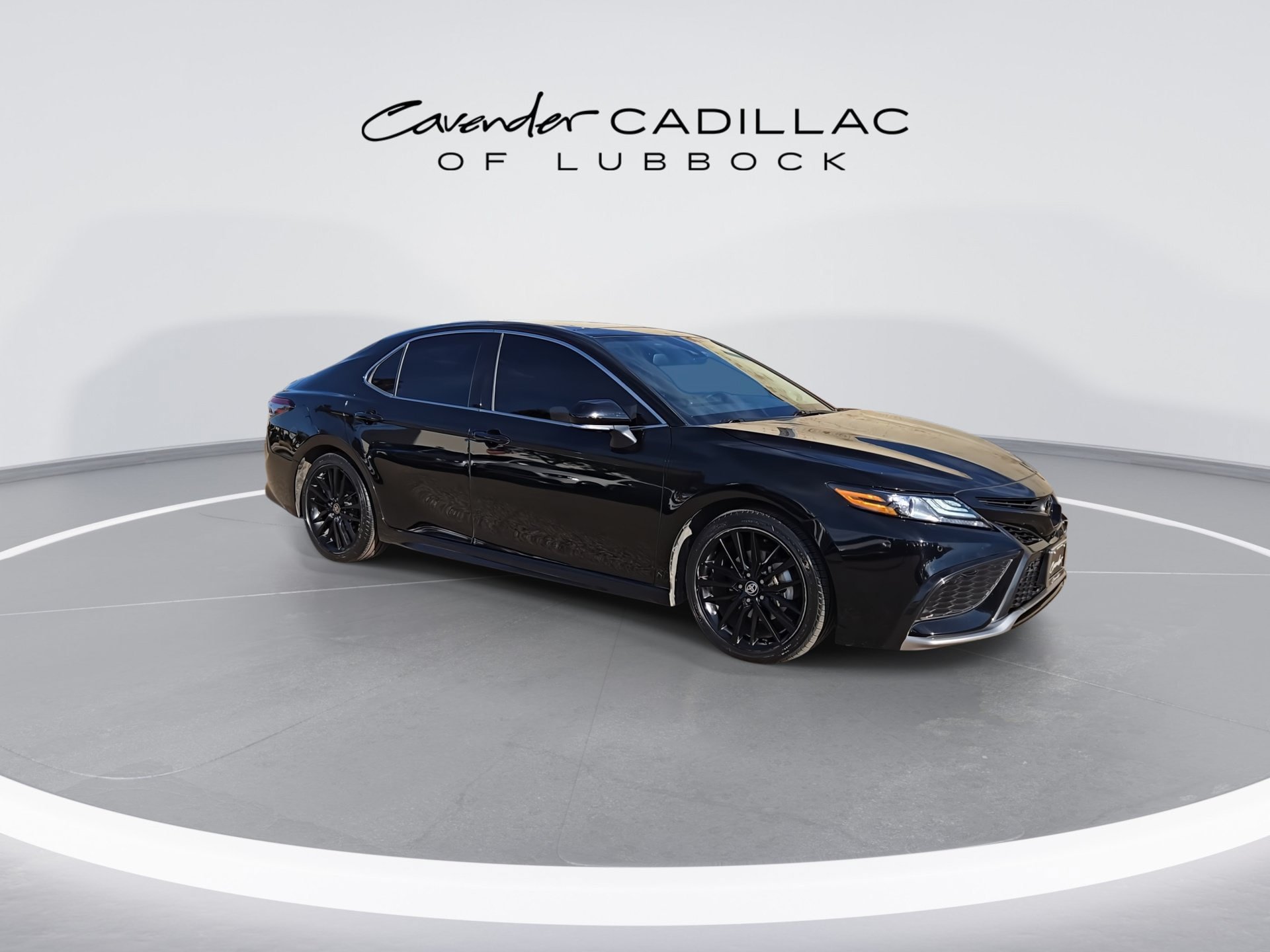 Used 2023 Toyota Camry XSE w/ Navigation Package FWD image 2