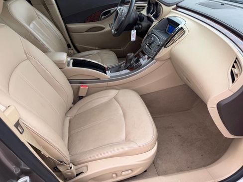 Used 2012 Buick LaCrosse Premium image 21