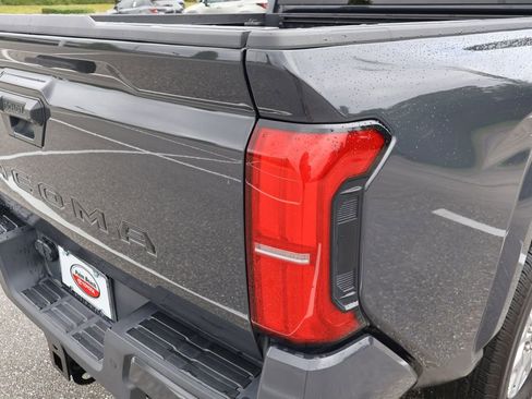 Used 2024 Toyota Tacoma SR5 image 9