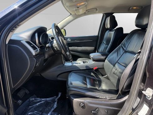 Used 2013 Jeep Grand Cherokee Laredo image 13