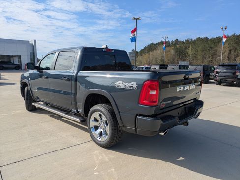 New 2026 RAM 1500 Big Horn AWD/4WD image 6