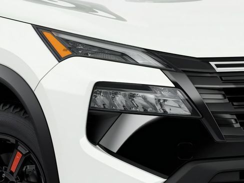 New 2026 Nissan Rogue SV AWD/4WD image 10