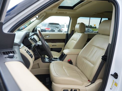 Used 2019 Ford Flex Limited w/ Equipment Group 303A AWD/4WD image 12