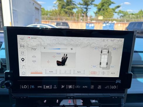 Used 2024 GMC Hummer EV 3X AWD/4WD image 16