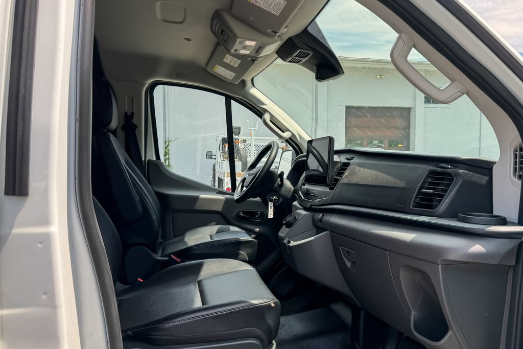 Used 2023 Ford E-Transit Low Roof w/ Load Area Protection Package RWD image 10