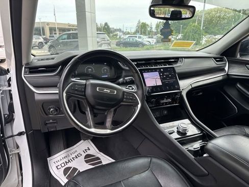 Used 2021 Jeep Grand Cherokee L Limited AWD/4WD image 28