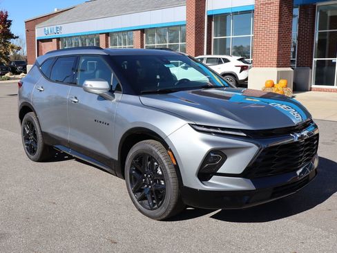New 2026 Chevrolet Blazer RS w/ Driver Confidence II Package image 3