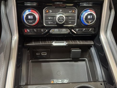 Certified 2023 GMC Yukon XL Denali w/ Max Trailering Package image 34