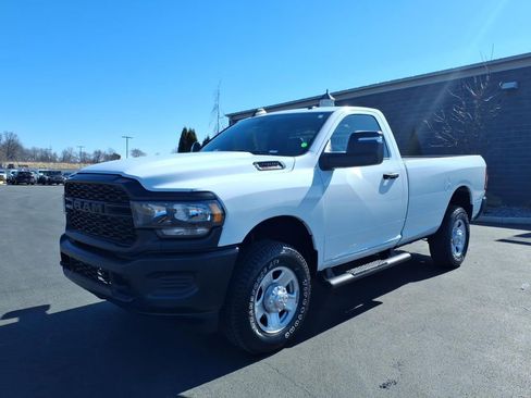 Used 2024 RAM 2500 Tradesman w/ Protection Group AWD/4WD image 2
