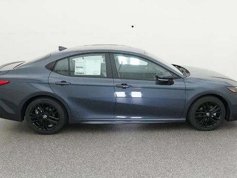 New 2026 Toyota Camry SE image 11