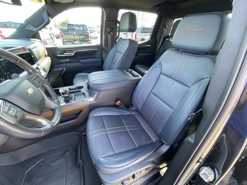 Certified 2023 Chevrolet Silverado 1500 High Country w/ High Country Premium Package AWD/4WD image 20