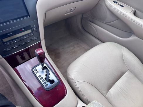 Used 2002 Lexus ES 330 image 21