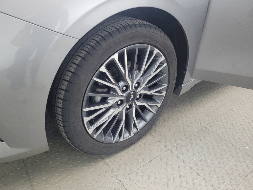 Used 2023 Kia Forte GT-Line w/ GT-Line Premium Package FWD image 31