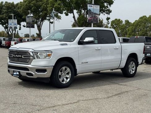 Used 2024 RAM 1500 Laramie AWD/4WD image 2
