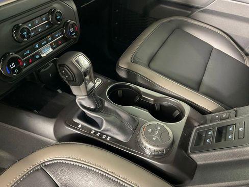 New 2026 Ford Bronco Outer Banks AWD/4WD image 19