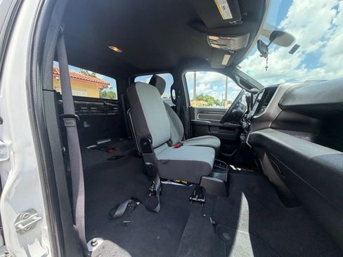 Used 2022 RAM 3500 Big Horn AWD/4WD image 18