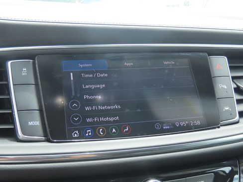 Used 2021 Buick Enclave Avenir w/ Avenir Technology Package FWD image 32