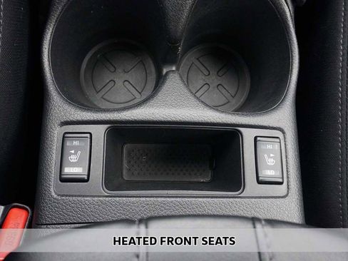 Used 2020 Nissan Rogue SV image 5