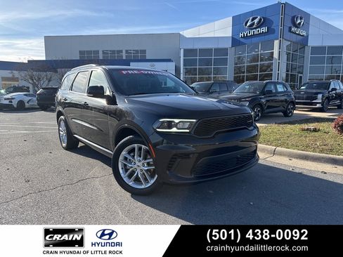 Used 2024 Dodge Durango GT image 1