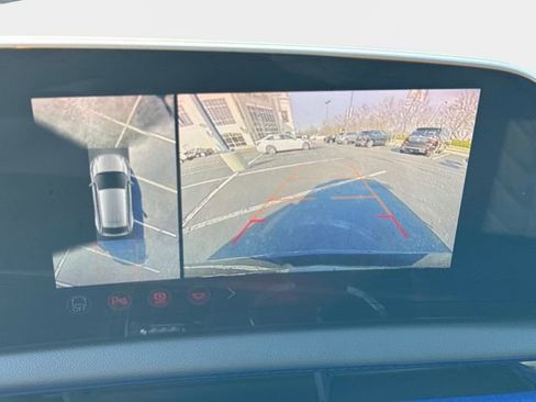 New 2026 Cadillac Optiq V image 20