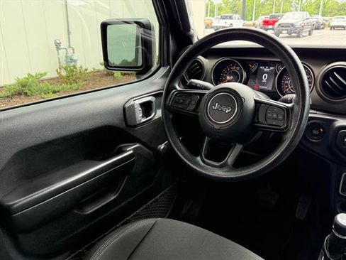 Used 2021 Jeep Wrangler Unlimited Sport AWD/4WD image 10