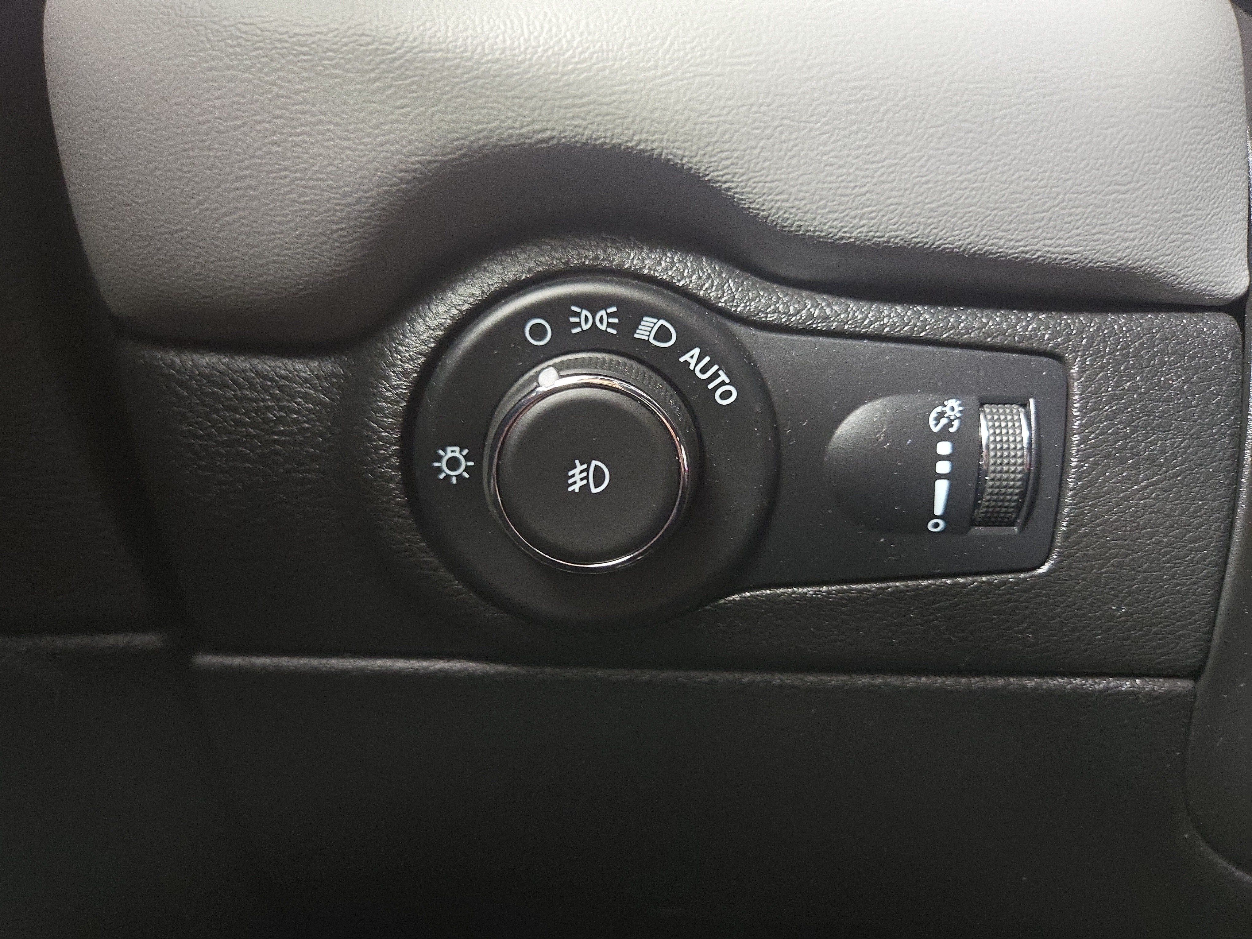 Used 2022 Dodge Durango R/T AWD/4WD image 24