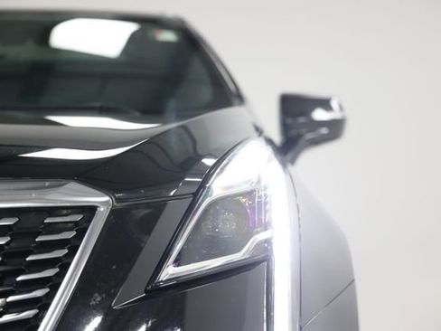 Used 2023 Cadillac XT5 Premium Luxury AWD/4WD image 3